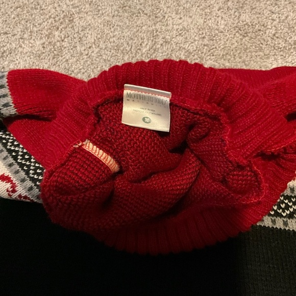 Motherhood Women’s Red and Black Turtleneck Sweater Size Medium. - Picture 6 of 7